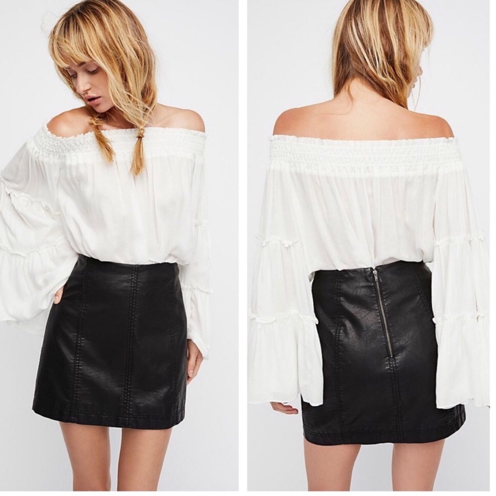 Black feaux leather mini skirt (high waisted!)